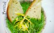 Leuchtend grüne Brokkolisuppe Cheddar