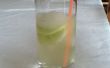 Leckere alkoholfreie Gurke Cocktail In ein Einmachglas