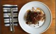 Herzhafte Albacore Thunfisch-Steak mit Safran Algen Reis und goldene Zwiebel