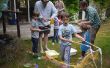 Riesige Seifenblasen in loser Schüttung (Zauberstab und Saft) für Kinder-Party (UK Zutaten)