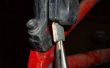 Bremsbeläge auf eine hydraulische Scheibenbremse Hayes zu ersetzen