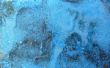 Blaue Patina auf Kupfer