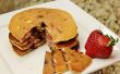 Strawberry Chocolate Chip Pancakes (glutenfrei)