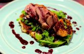 Ente mit roten Johannisbeeren und Rotweinsauce | Kochen mit Benji