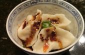 Chinesische Klöße zwei Möglichkeiten mit Sichuan Dipping Sauce