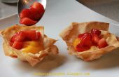 Fillo Teig Körbe mit Lemon Curd und Erdbeeren