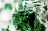 Green Velvet Cake Pops - ideal für den St. Patricks Day Saison