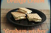 Keks-Sandwiches mit Orange Creme füllen
