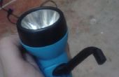 Dynamo-Taschenlampe mit Dynamo-Ladegerät