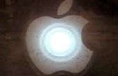 Pochenden Apple-Logo-Aufkleber