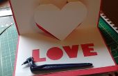 Erstellen einer Pop Up-Karte, die eine Bild von einem Herzen und das Wort Liebe hat