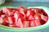 Gewusst wie: Schneiden (und entfernen die Samen aus) eine Wassermelone für einen Salat