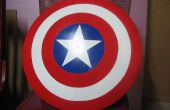 Captain America Schild aus gebrauchten Satellitenschüssel