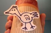 Huhn-Emulator aus einem Pappbecher