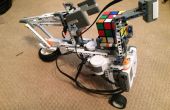 Lego Roboter, dass löst A Rubik Cube