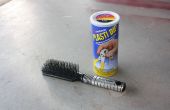 Repariere eine alte Haarbürste mit Plasti Dip