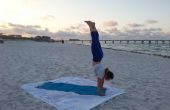Wie man einen Handstand Yoga