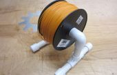 Low-Cost 3D Drucker Filament Spool stehen