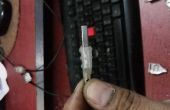 USB-Anschluss mit Heißklebepistole oder Sugru Guß