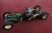 Nackten Körper Lego Auto mit rotierenden Motor