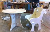 Holz-Tisch und Stuhl mit Gelenken nur