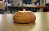 Tee-Licht-Kerze-Halter auf einer Holz-Drehbank