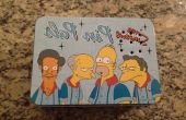 Lunch-Box, dass spielt Auszüge aus "Die Simpsons"