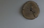 Wanduhr aus Holz stumpf