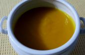 Gerösteter Butternut-Kürbis und Apfel Suppe