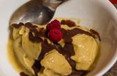 Gesunde vegane "Ice Cream" und Schokolade "magische Schale" Richtfest