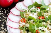 Quinoa-Salat mit Feta-Käse & Rucola