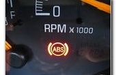 Wie man die Kontrollleuchte ABS/Traktion auf 04 Impala beheben