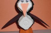 Karton-Penguin-Kunst und Kunsthandwerk-Projekt für Kinder Ei