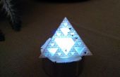 Glühen im dunklen Rohr Band solar Pfad Licht Sierpinski-Pyramide-Array Stil