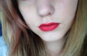 Rote Lippen für Sommer