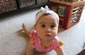 Repurposed Baby Stirnband mit Fliege (oder Baby Bandana?!)-kein Nähen! 