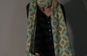 Kapuzen-Schal mit Taschen