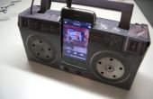 Fügen Sie ein iPhone Dock-Anschluss auf einen Karton iPod Boombox