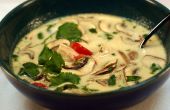 Tom Kha Gai - Thailändische Kokos-Suppe