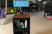 Gaming-Station aus Recycling-Laptop-Bildschirm und Altholz