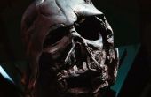 Hausgemachte Darth Vader Maske geschmolzen