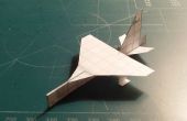 Wie erstelle ich die Super SkyHornet Paper Airplane